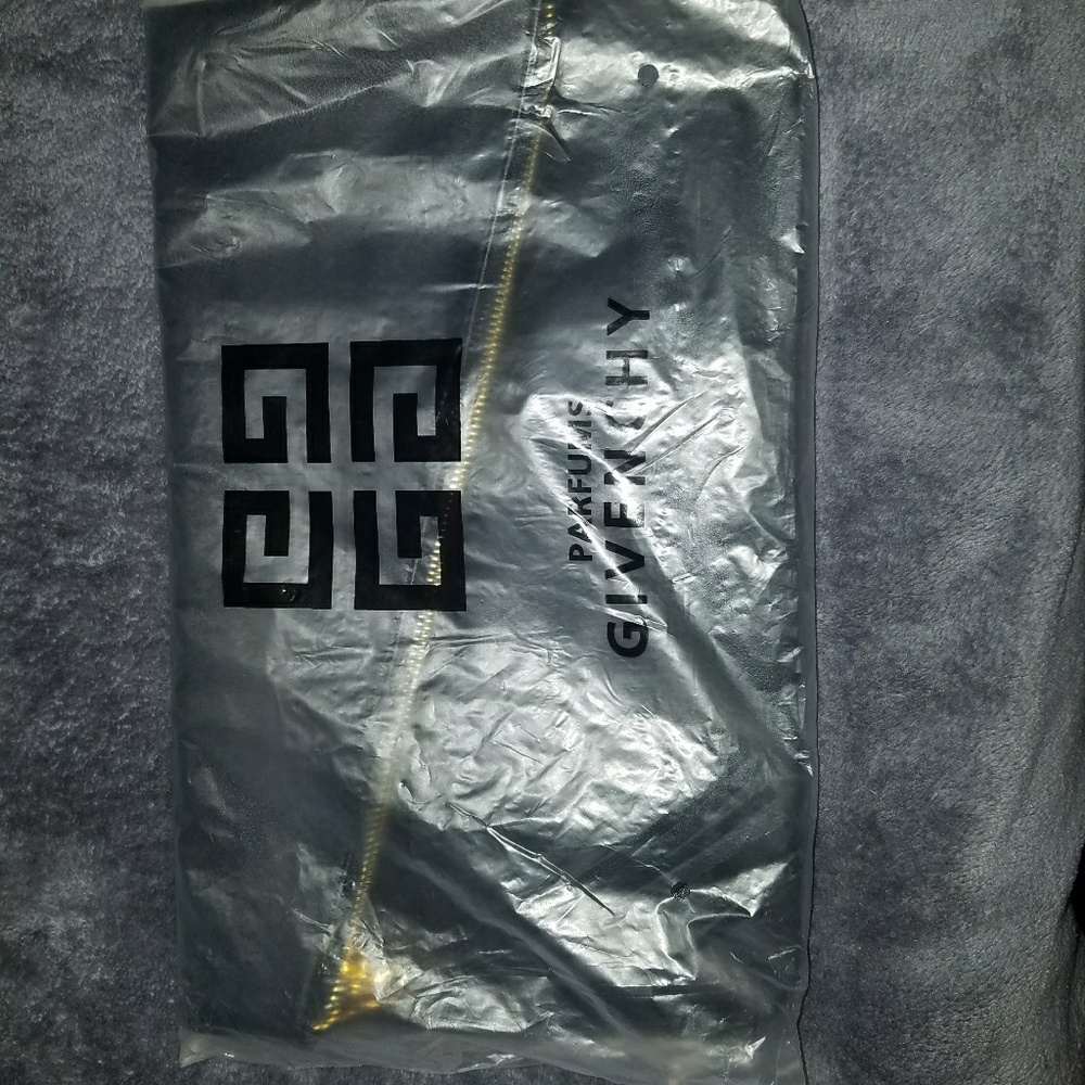 Re-Poshing!! PRICE DROP! Givenchy Crossbody